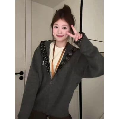 한 부서 느긋한 학원 스타일 후드 도트 무늬 회색 스웨터 오픈 가디건 여성 가을 겨울 루즈핏 지퍼 니트 재킷 맨위 이미지 2