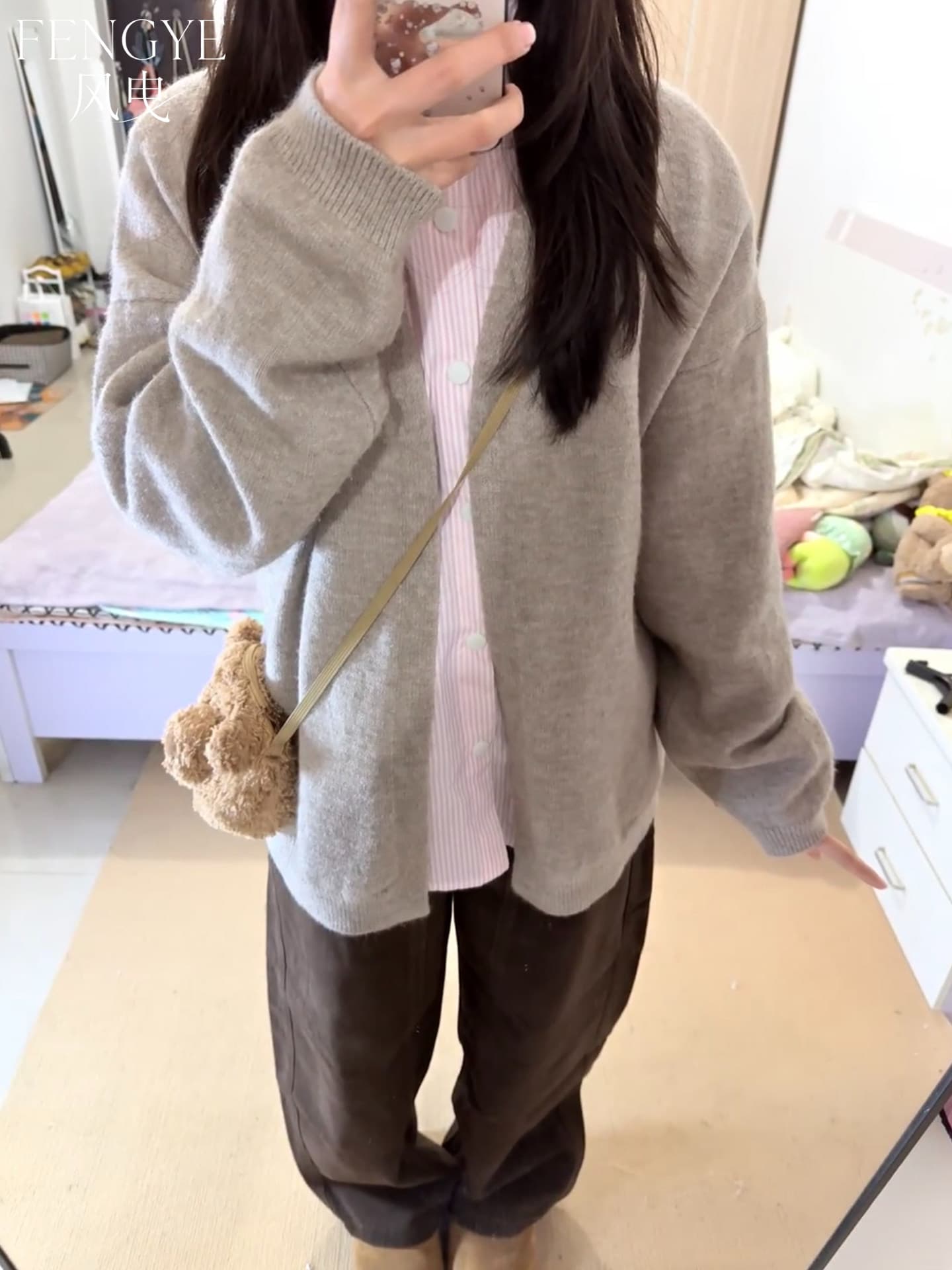 v 칼라 회색 니트 오픈 가디건 여성 가을 루즈핏 느긋한 바람 부드러운 찹쌀 스웨터 코트 캐주얼 다용도 외출용 맨위 상세 이미지 2