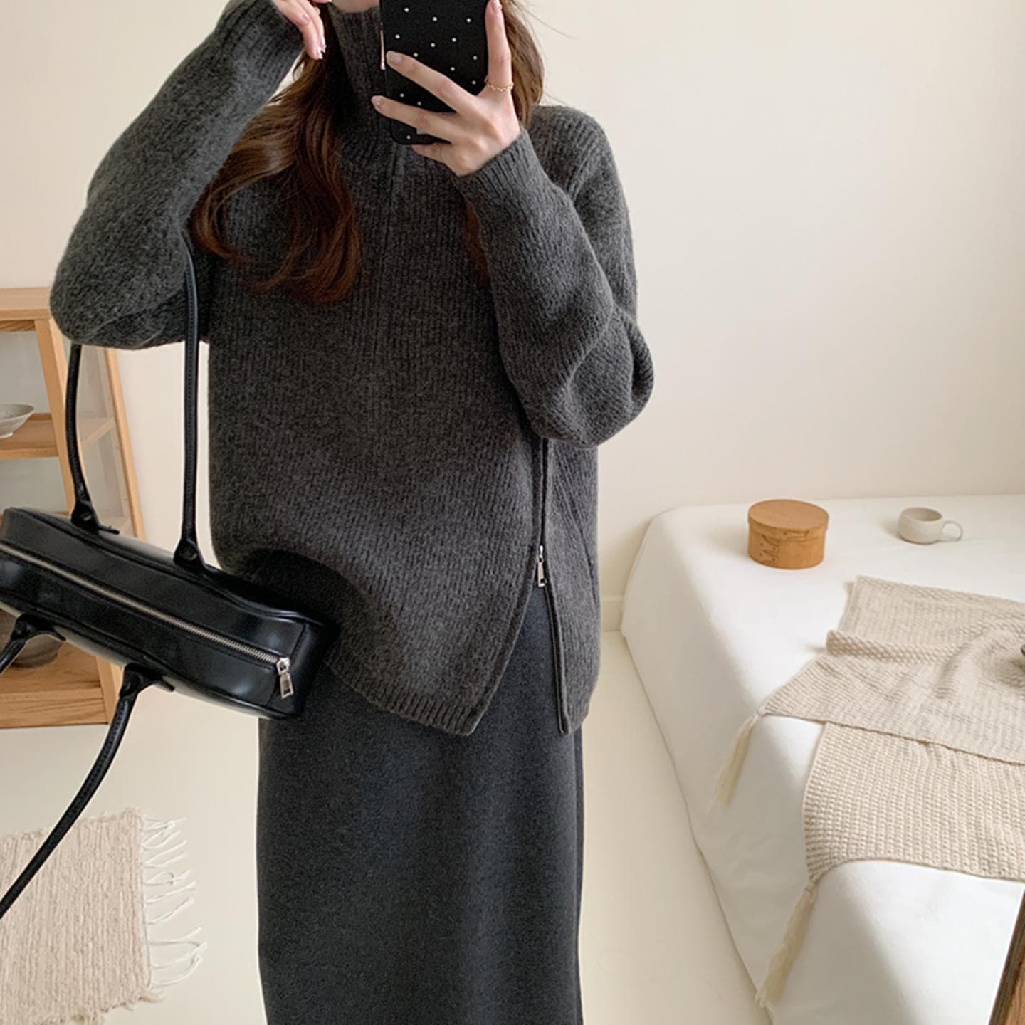폴로 칼라 화이트 하프 지퍼 스웨터 여자 가을 계절의 겨울 새로운 루즈핏 풀오버 트임 인사이드 가져 가라. 만나는 니트 스웨터 맨위 상세 이미지 5