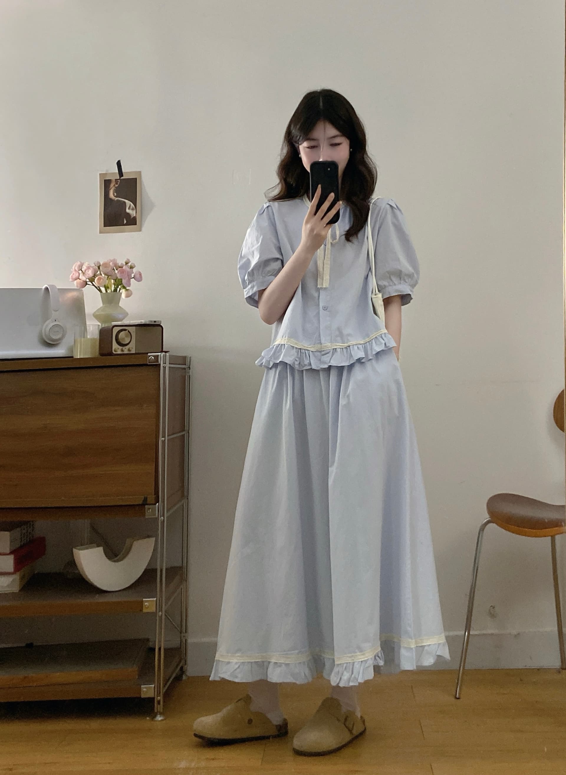 실사 프랑스식 품격 연령 감소 상쾌 파란색 프릴 레이스 레이스업 반팔 작은 셔츠 반신 치마 세트