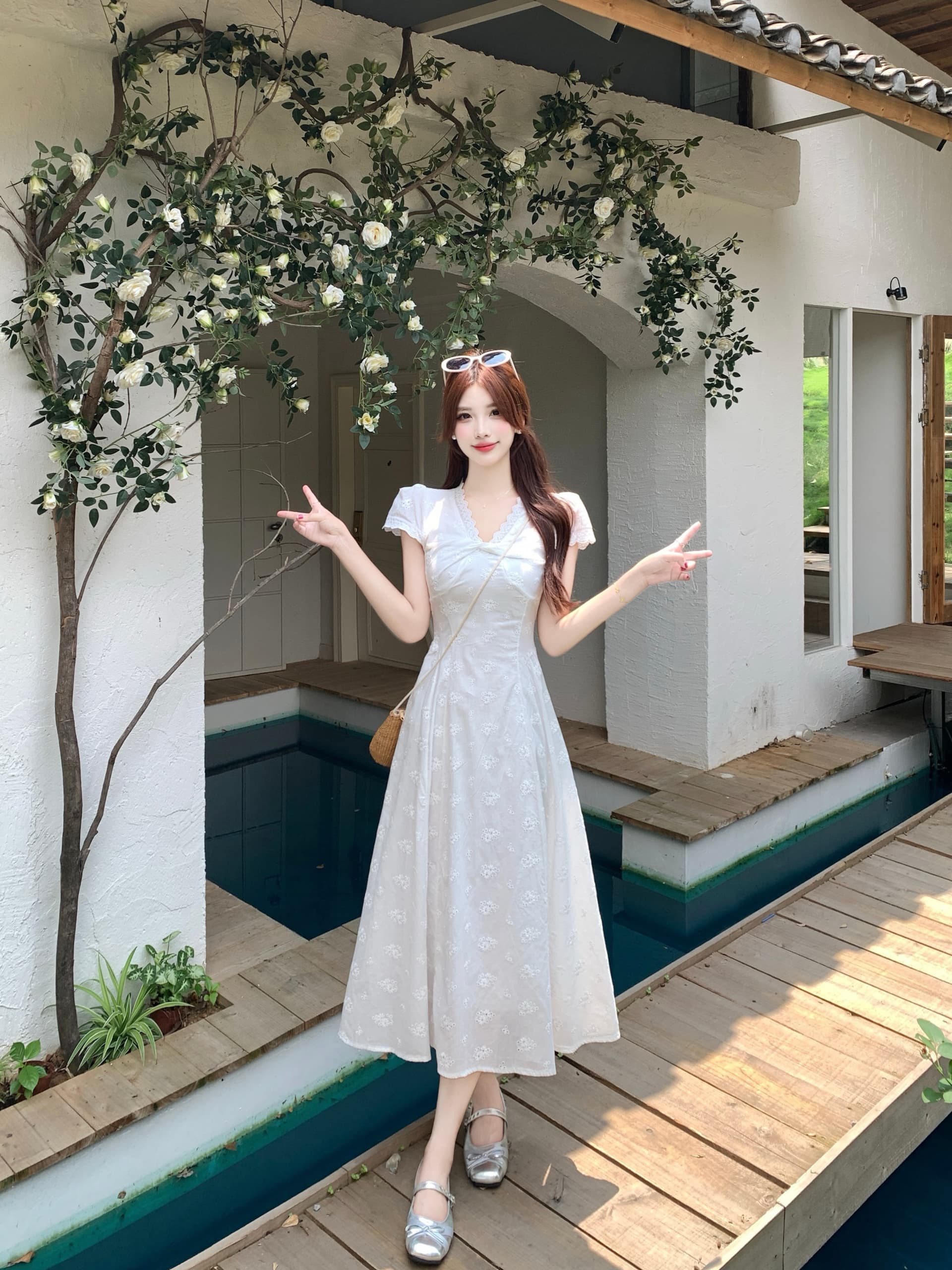 실사 송 긍정적 인 En 프랑스식 부드러운 바람 쌀 화이트 V넥 여성 드레스 여름 한 부서 허리 수축 고유 한 드레스 상세 이미지 4