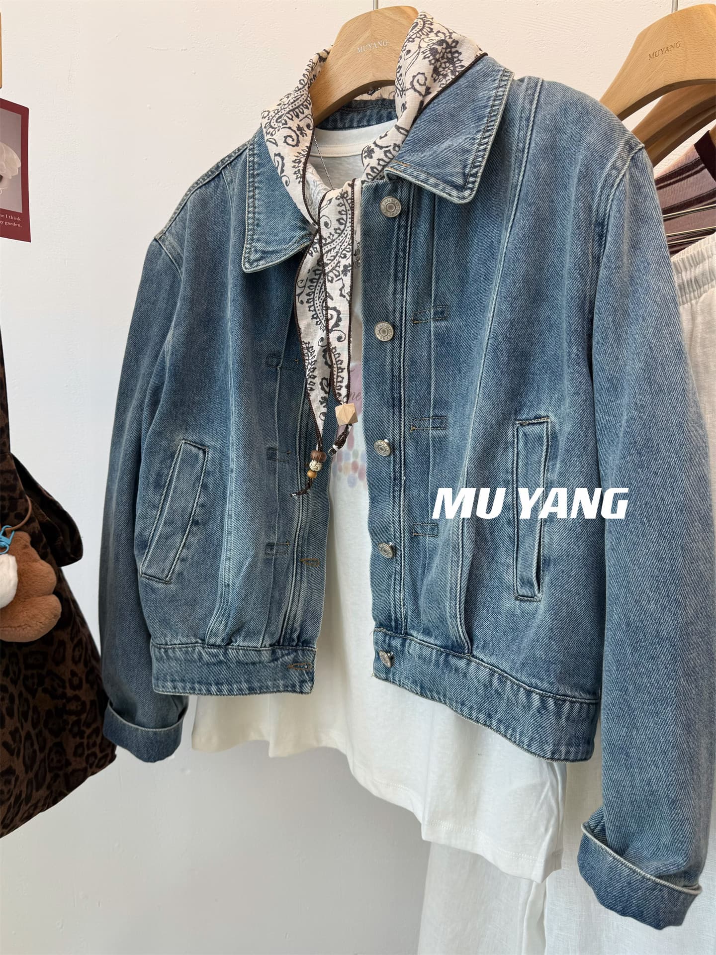muyang 한국 워싱 재료 스카프 장식 레트로 데님 여성 코트 쇼트 스타일 폴로 칼라 다용도 재킷 재킷 상세 이미지 2