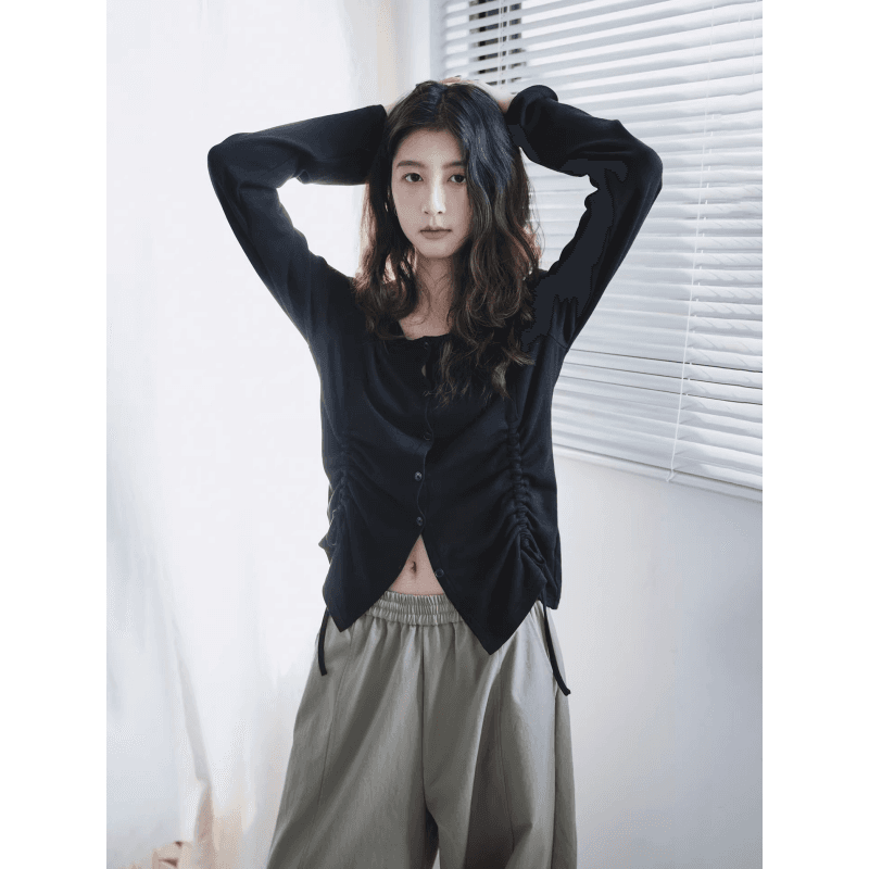 둘째 더 작아진다. 허리 좋은 부드러운 찹쌀 프로 피부 검정색 작은 셔츠 수 있습니다. 조정 펌프 Pleat 장식 봄 슬림해 보이는 도루 센스 오픈 가디건 여성 이미지 6