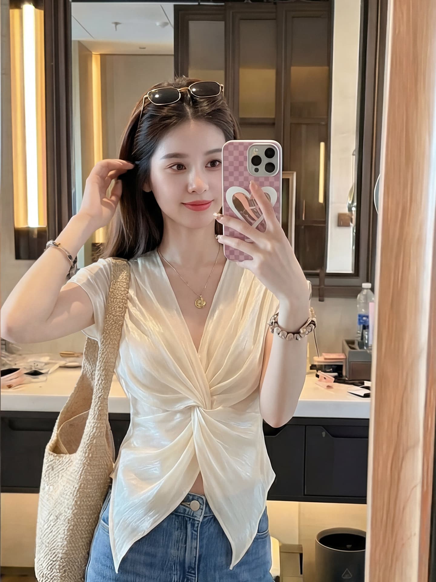 프랑스식 십자가 V넥 쉬폰 여성 셔츠 여름 고급 센스 아마 민소매 작은 셔츠 밑단 불규칙 Tulle 맨위 이미지 2