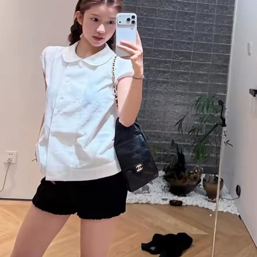 화이트 베이비 칼라 반팔 여성 셔츠 2026 여름 한 부서 작은 키 셔츠 루즈핏 거품 소매 맨위 여성 상세 이미지 1