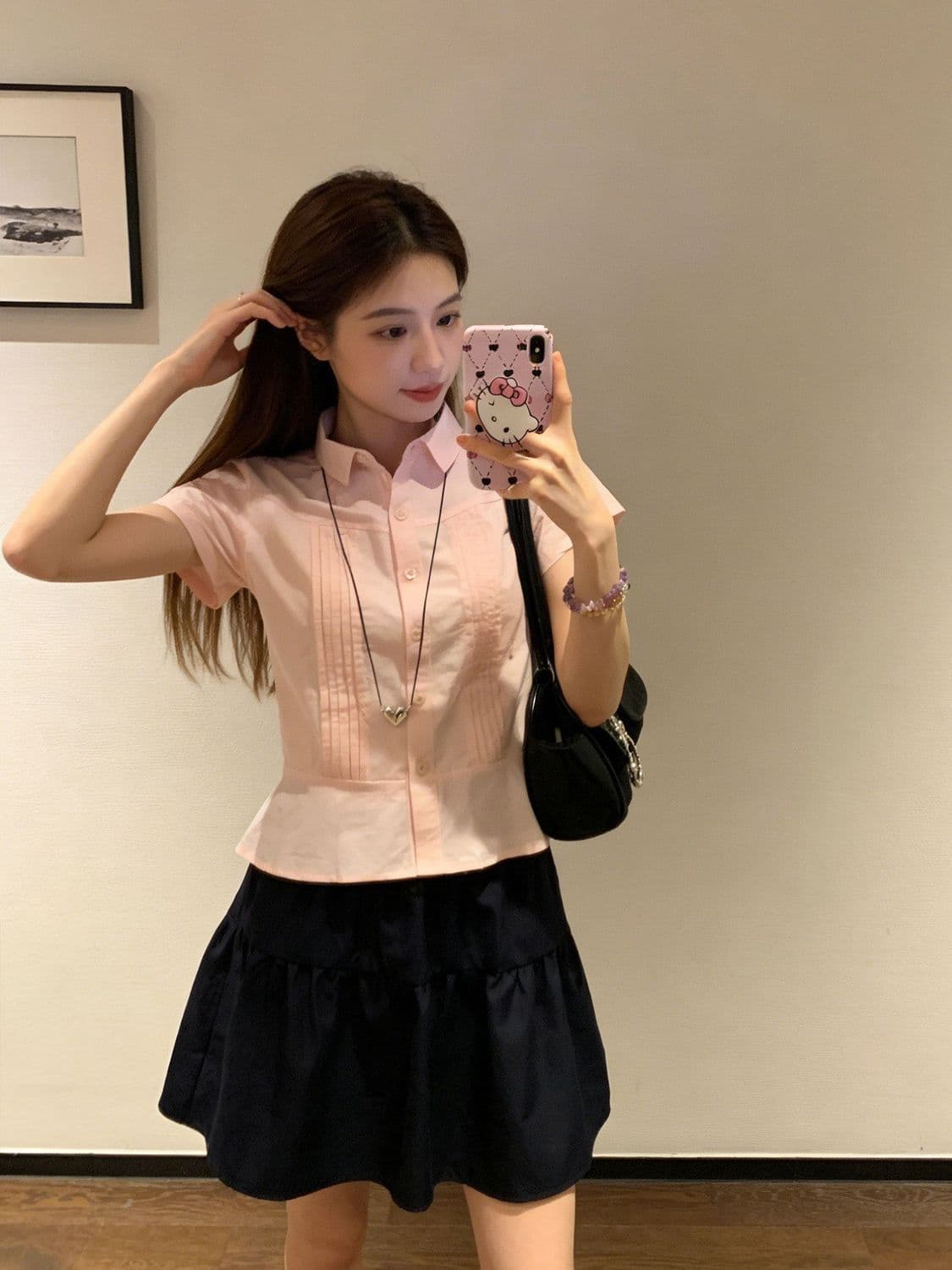 부드러운 달콤함 베이비 칼라 핑크색 장기 Pleat 쇼트 스타일 셔츠 작은 키 디자인 센스 허리 수축 슬림해 보이는 반팔 셔츠 이미지 3