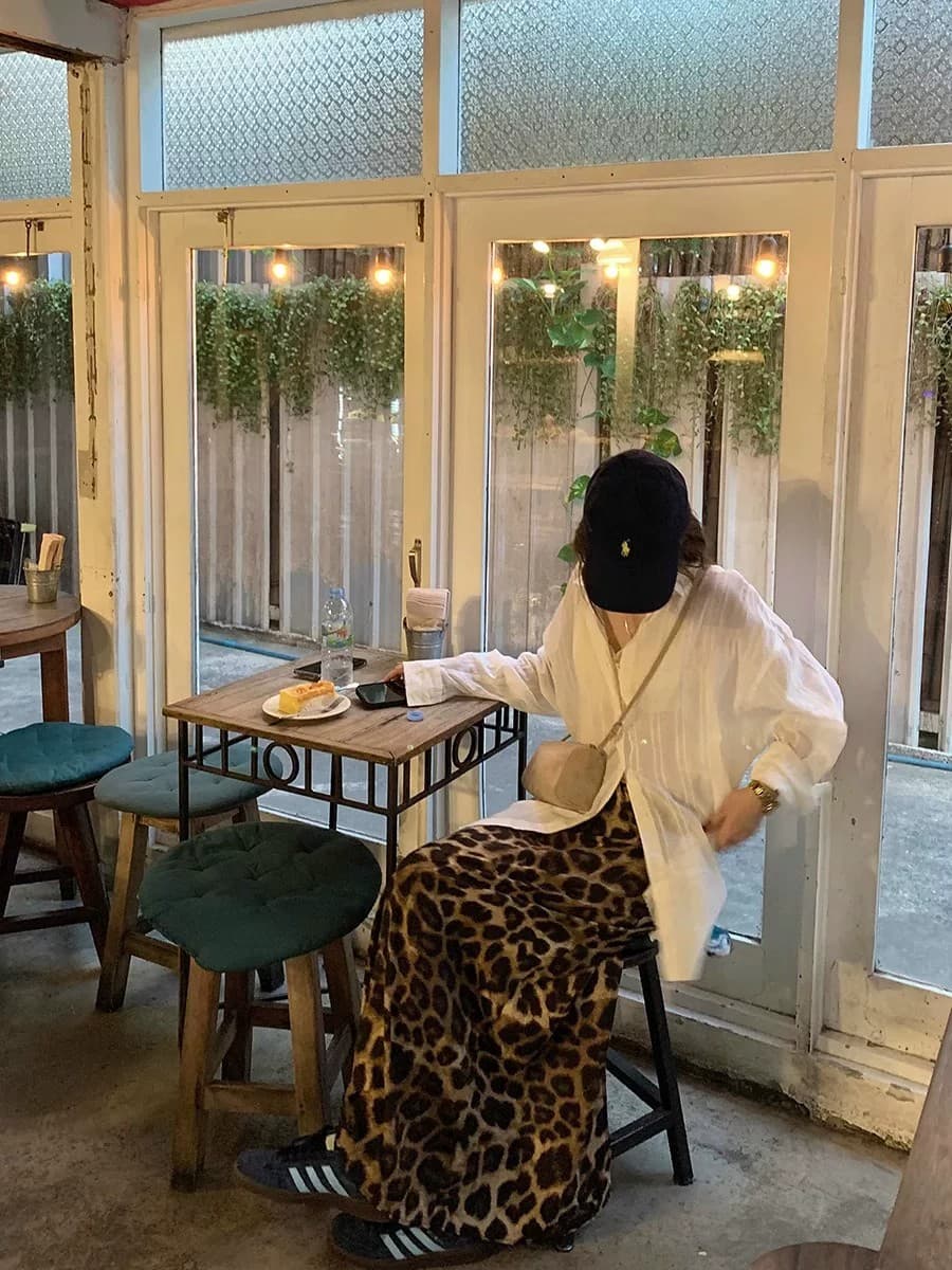 프랑스식 고급 센스 화이트 긴팔 여성 셔츠 봄 여름 새로운 얇은 스타일 출퇴근 다용도 캐주얼 품격 자외선 차단 맨위 상세 이미지 10