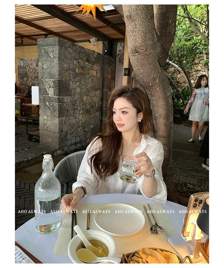 화이트 오래된 돈 바람 질감 센스 루즈핏 세로 줄무늬 화이트 여성 셔츠 한국 스타일 얇고 가벼운 긴팔 셔츠 ins 상세 이미지 12