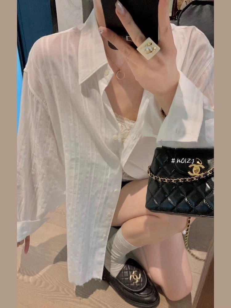 화이트 오래된 돈 바람 질감 센스 루즈핏 세로 줄무늬 화이트 여성 셔츠 한국 스타일 얇고 가벼운 긴팔 셔츠 ins 이미지 2