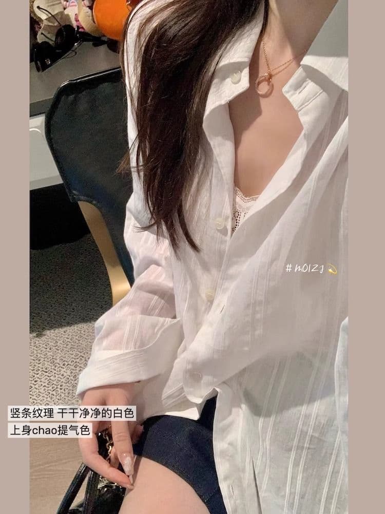 화이트 오래된 돈 바람 질감 센스 루즈핏 세로 줄무늬 화이트 여성 셔츠 한국 스타일 얇고 가벼운 긴팔 셔츠 ins 상세 이미지 2