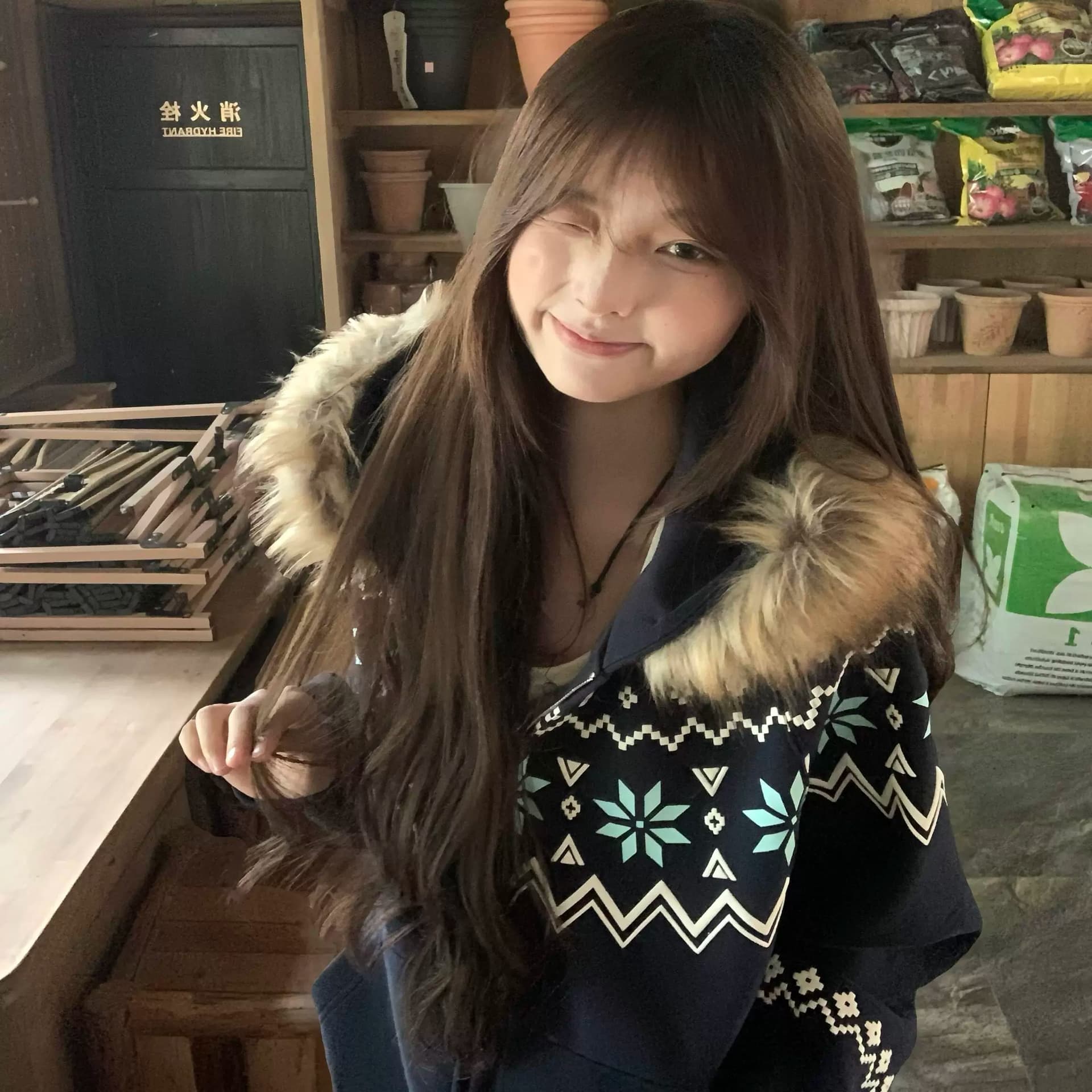 아메리칸 레트로 고급 센스 무늬 후드 티 스웨터 모피 칼라 여성 코트 가을 겨울 털이 있고 두꺼운 지퍼 오픈 가디건 맨위 이미지 4