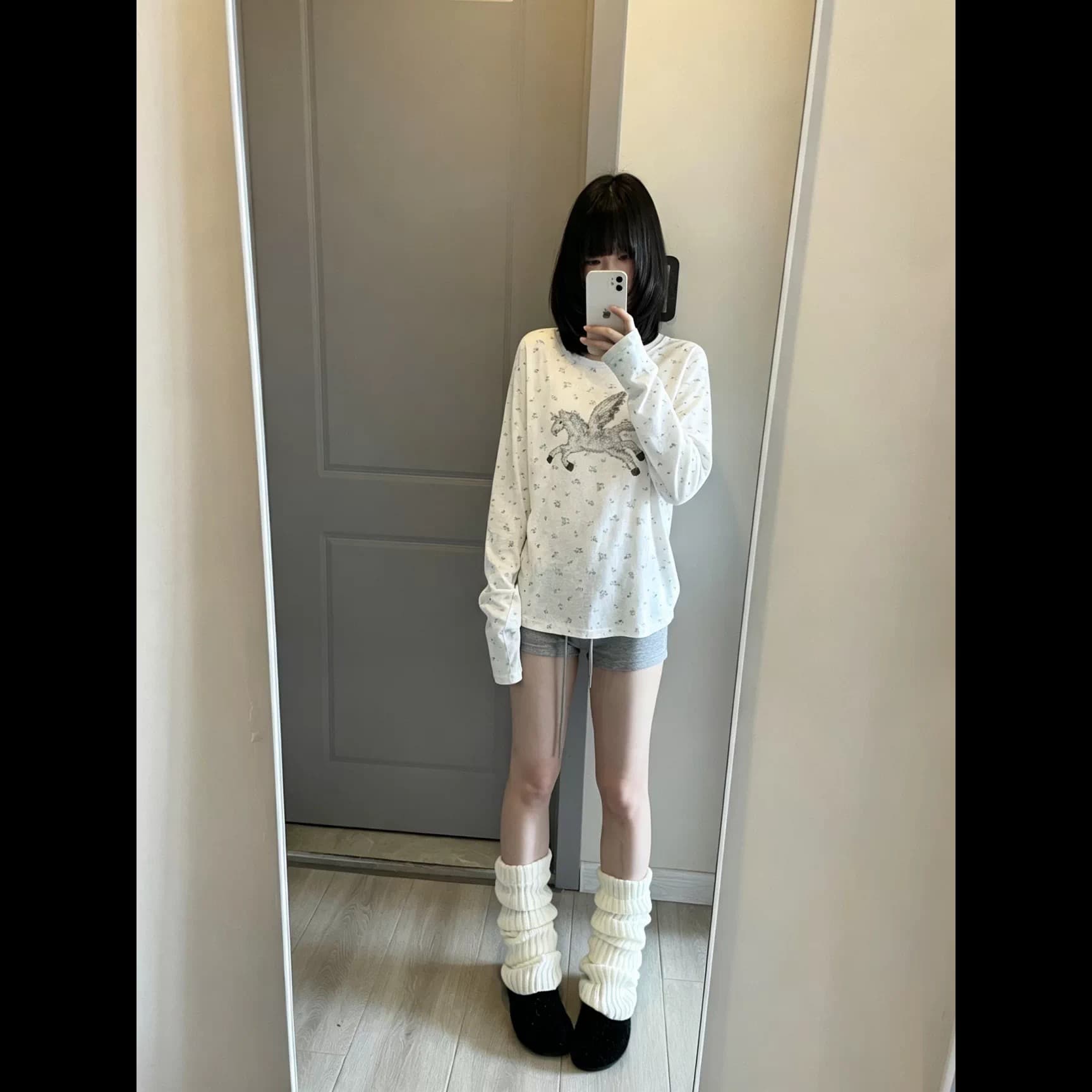 꽃무늬 라운드 넥 긴팔 티셔츠 유니콘 프린트 디자인 센스 작은 대중 한 부서 달콤함 다용도 연령 감소 만나는 맨위 이미지 3