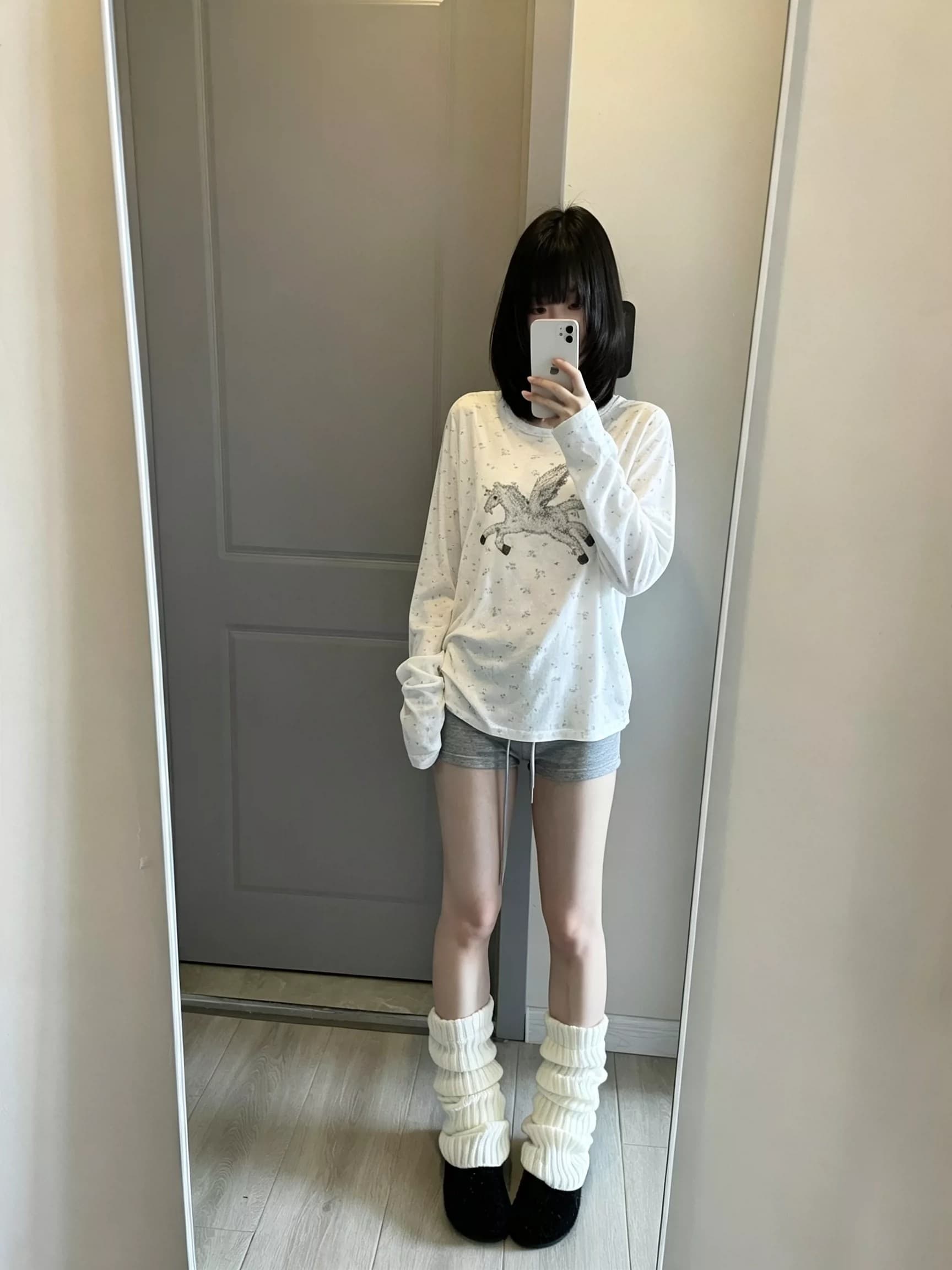 꽃무늬 라운드 넥 긴팔 티셔츠 유니콘 프린트 디자인 센스 작은 대중 한 부서 달콤함 다용도 연령 감소 만나는 맨위 상세 이미지 6