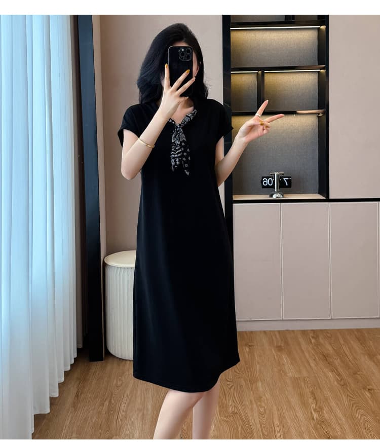 패션 디자인 센스 루즈핏 슬림해 보이는 스카프 패치워크 드레스 2026 여름 새로운 연령 감소 품격 캐주얼 중간 길이 스커트 상세 이미지 13