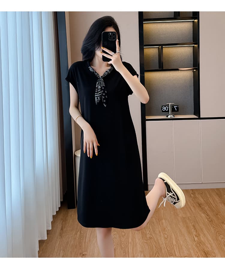 패션 디자인 센스 루즈핏 슬림해 보이는 스카프 패치워크 드레스 2026 여름 새로운 연령 감소 품격 캐주얼 중간 길이 스커트 상세 이미지 18