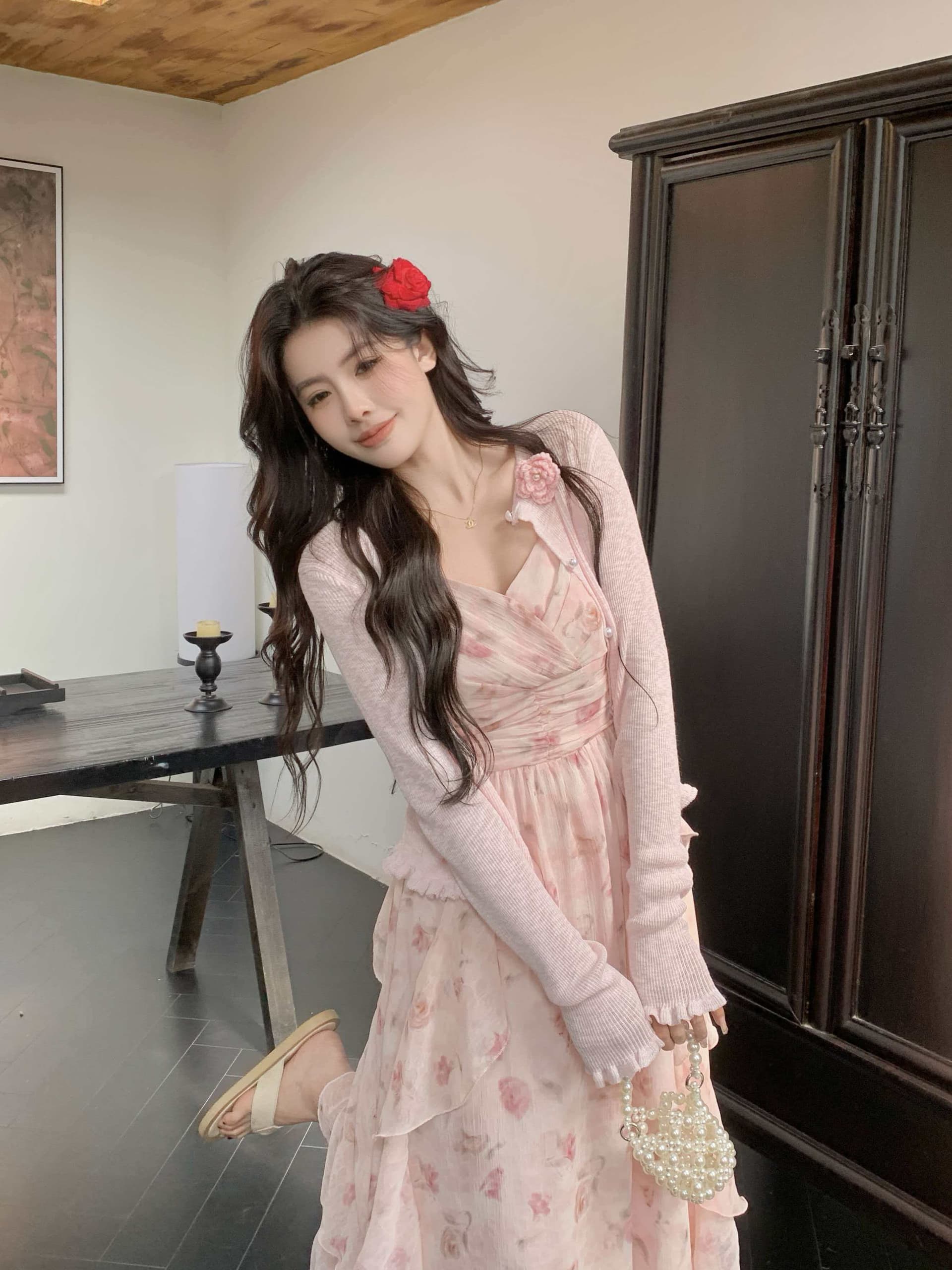 실사 부드러운 프랑스식 아름다운 롱 스커트 해변가 휴가 핑크색 꽃무늬 슬립 점프 슈트 치마 세트 여성 여름 상세 이미지 3