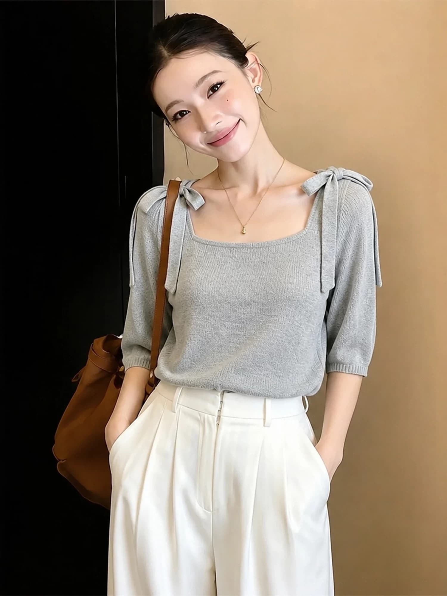 프랑스식 빛 요리 한 바람 광장 칼라 나비 매듭 니트 반팔 여성 여름 새로운 회색 몸매 가꾸기 출퇴근 맨위 디자인 센스 상세 이미지 2