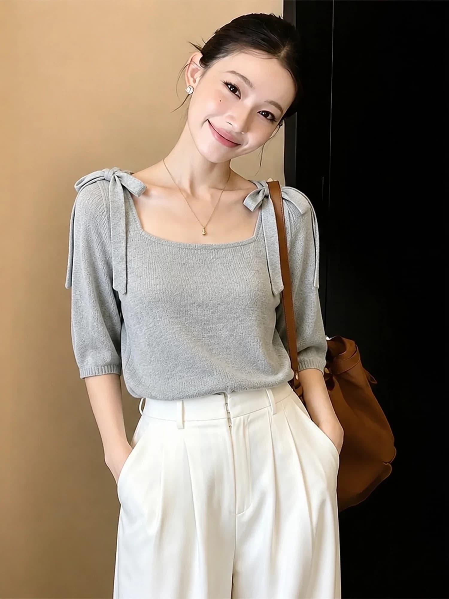프랑스식 빛 요리 한 바람 광장 칼라 나비 매듭 니트 반팔 여성 여름 새로운 회색 몸매 가꾸기 출퇴근 맨위 디자인 센스 상세 이미지 4