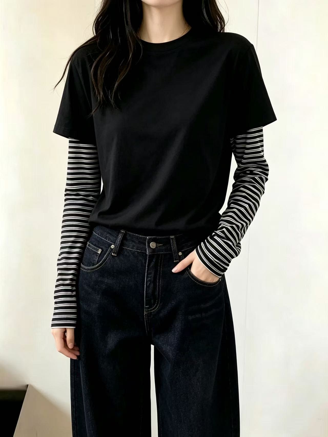 2026 가을 새로운 출퇴근 디자인 센스 다용도 패션 자이언트 잘 생긴 검정색 스트라이프 페이크 레이어드 맨위 여성 상세 이미지 1