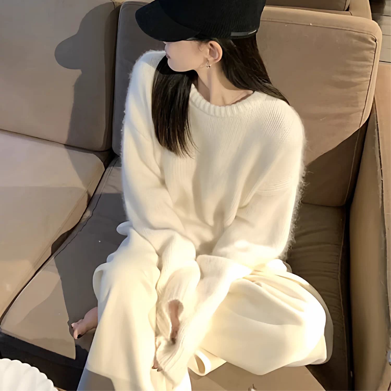작은 샤넬 스타일 겨울 전체 집합 착용 가져 가라. 고급 센스 느긋한 바람 아름다운 자이언트 잘 생긴 니트 스웨터 와이드 레그 팬츠 투피스 세트 이미지 5