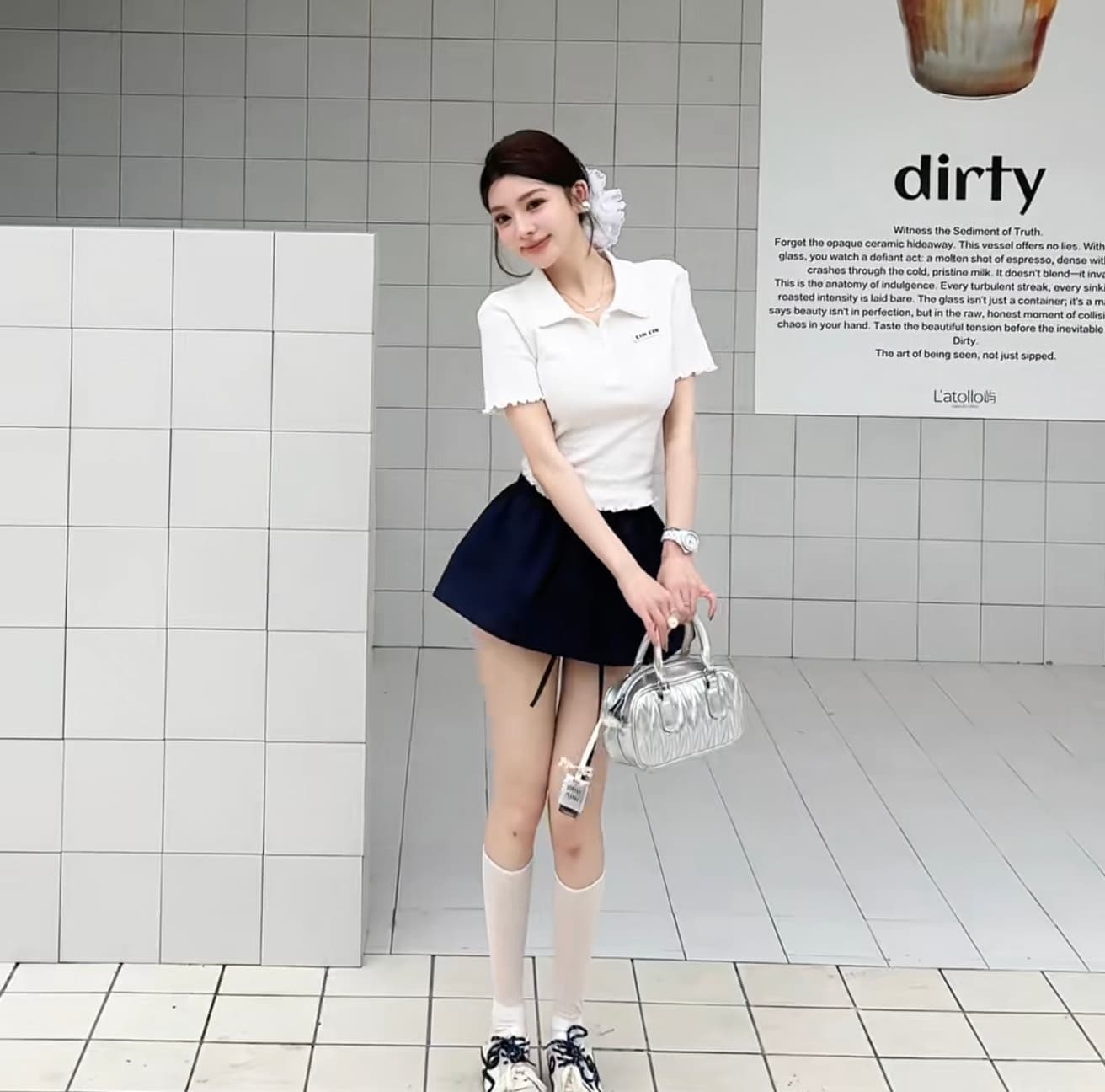 원본 선적 원 유안 학원 스타일 V넥 순수한 욕망 티셔츠 여성 천 금빛 바람 맨위 꽃밭 치마 반신 치마 세트 이미지 4