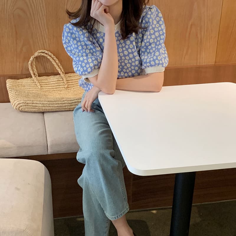 정가 한국 chic 작은 데이지 라운드 넥 거품 소매 니트 스웨터 반팔 티셔츠 맨위 여성 상세 이미지 12