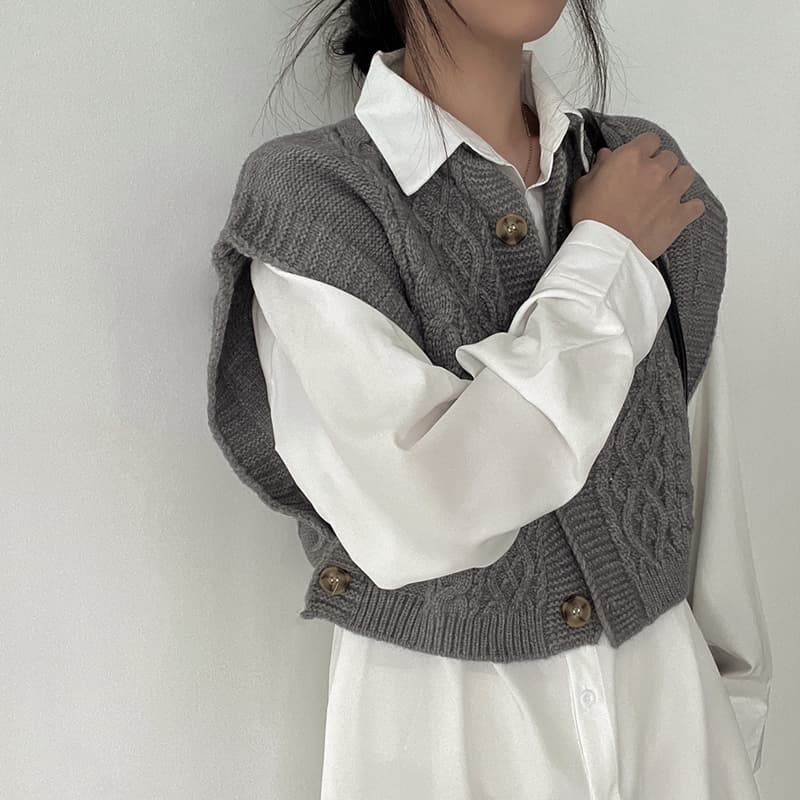 있음 선적 한국 chic 가을 레트로 꽈배기 민소매 어깨 디자인 단추 스웨터 조끼 여자 상세 이미지 5