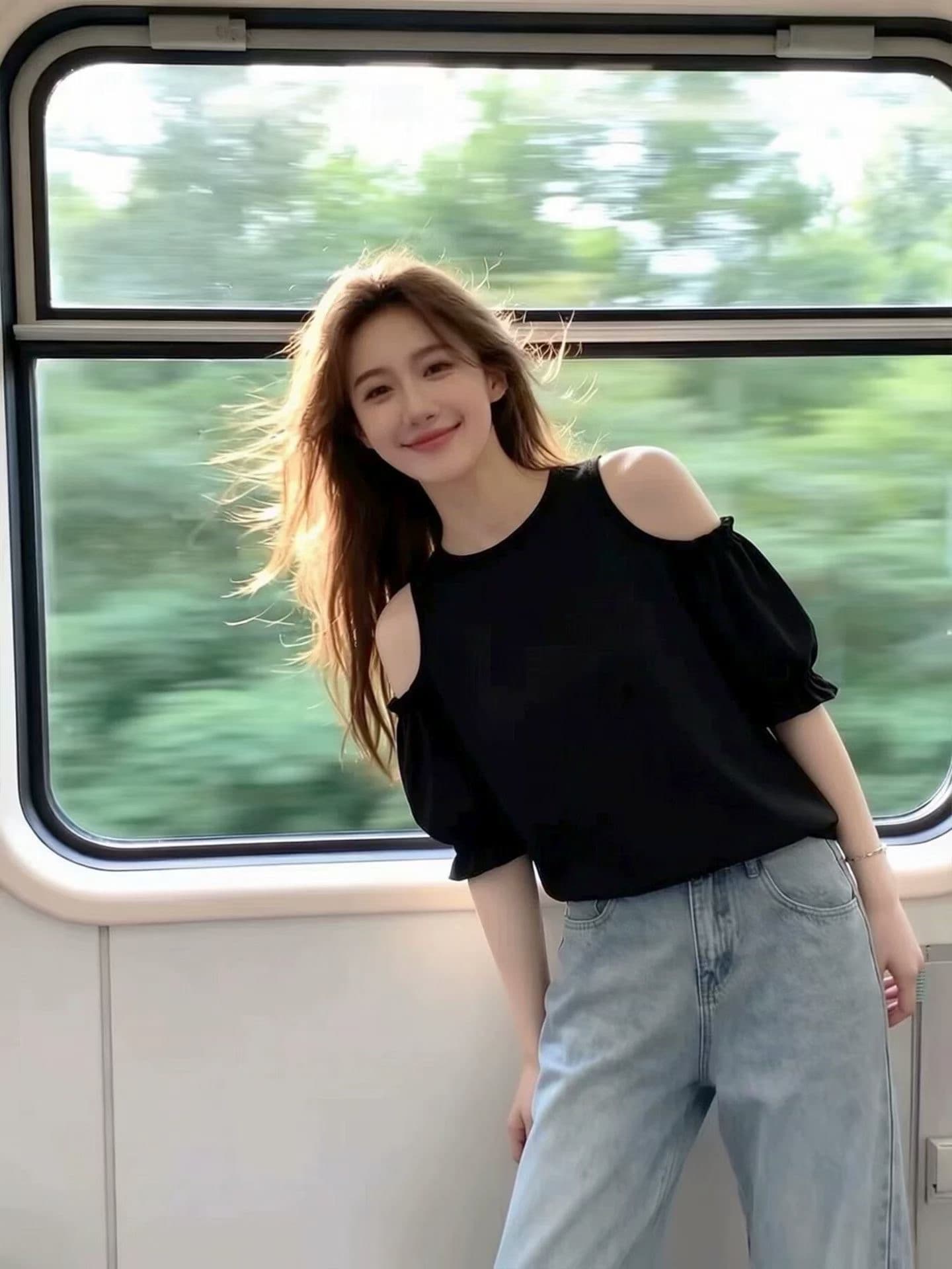 한국 스타일 홀로우 아웃 오프숄더 슬림해 보이는 긴팔 티셔츠 검정색 다용도 부드러운 바람 맨위 봄 드레스 슈퍼 잘 생긴 품격 작은 셔츠 이미지 3