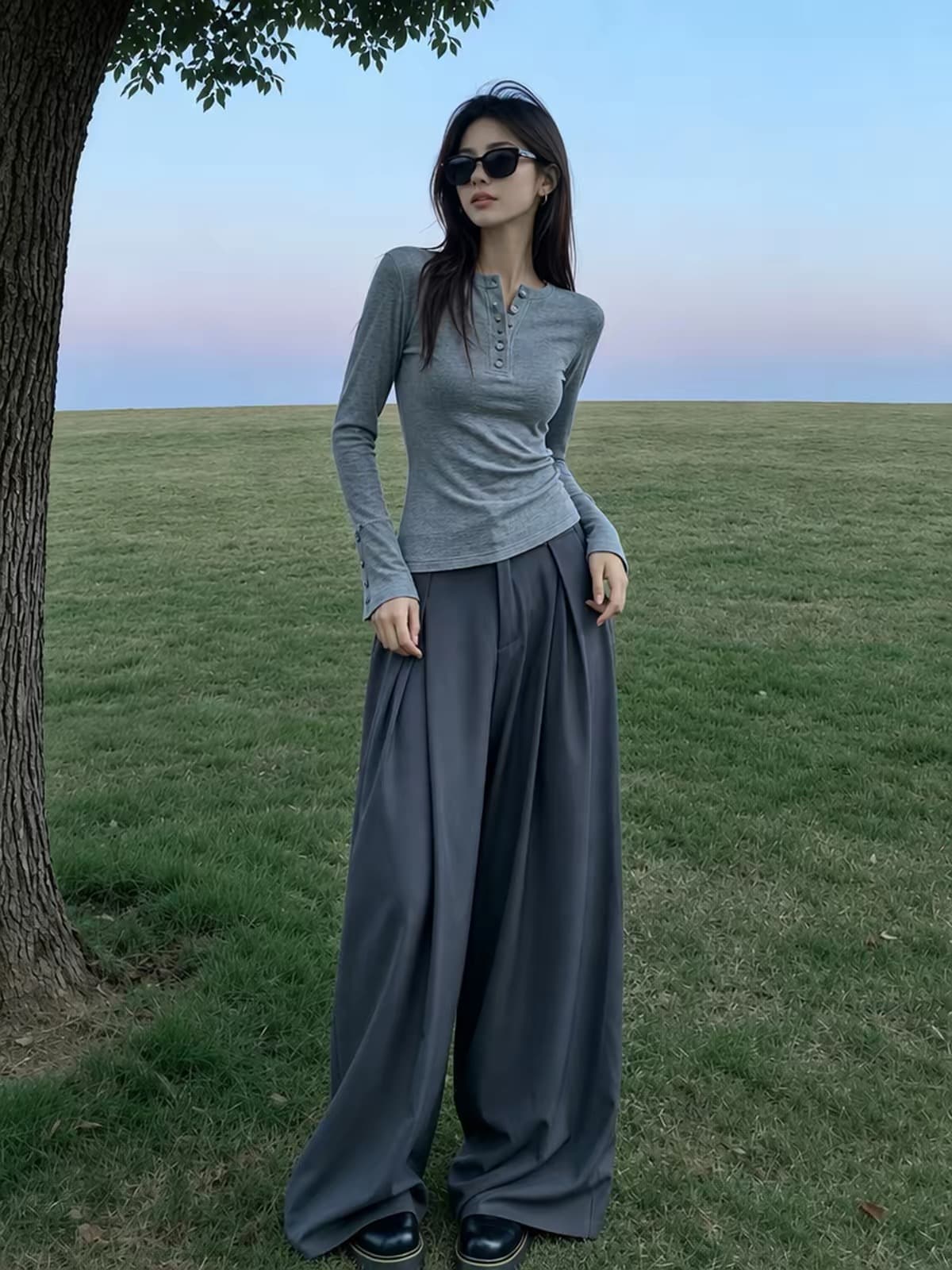 가을 켜기 새로운 디자인 센스 회색 단추 POLO 칼라 긴팔 티셔츠 여성 아니요 명중 섹션 와이드 레그 팬츠 투피스 슈트 상세 이미지 3
