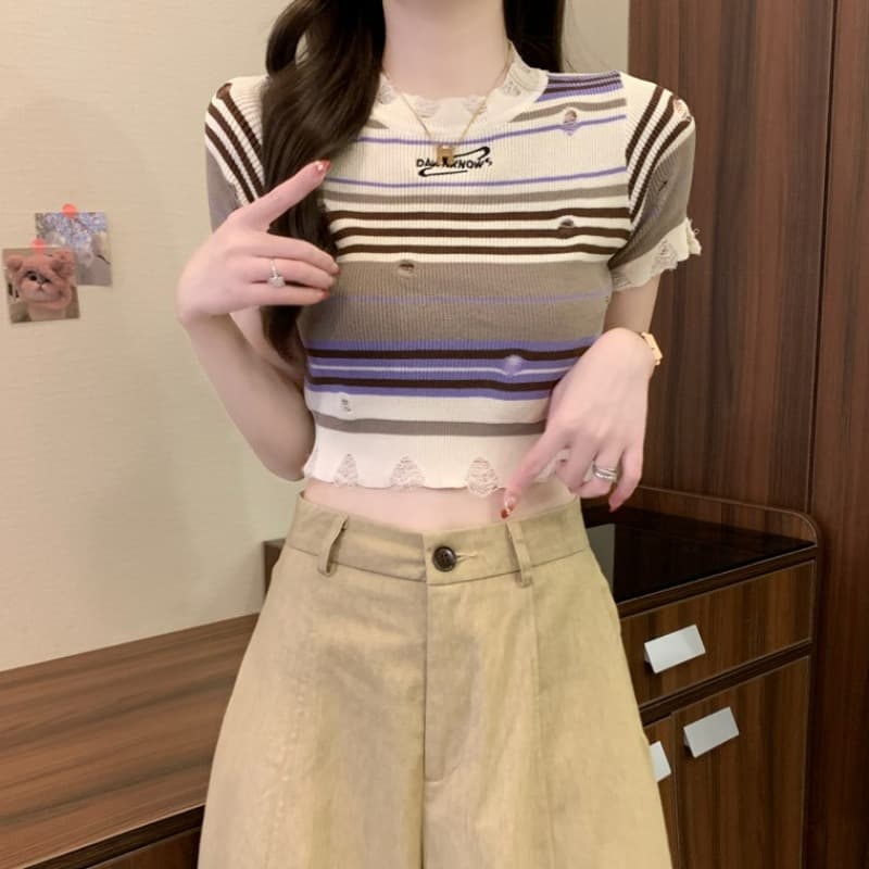 실사 정가 여름 새로운 디자인 센스 홀로우 아웃 레트로 스트라이프 핫걸 슬림해 보이는 하이웨이스트 쇼트 스타일 니트 맨위 이미지 3
