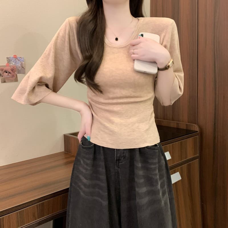 실사 정가 이른 가을 새로운 한국 스타일 미니멀리즘 패션 u 칼라 7부 소매 몸매 가꾸기 허리 수축 슬림해 보이는 다용도 니트 스웨터 이미지 2