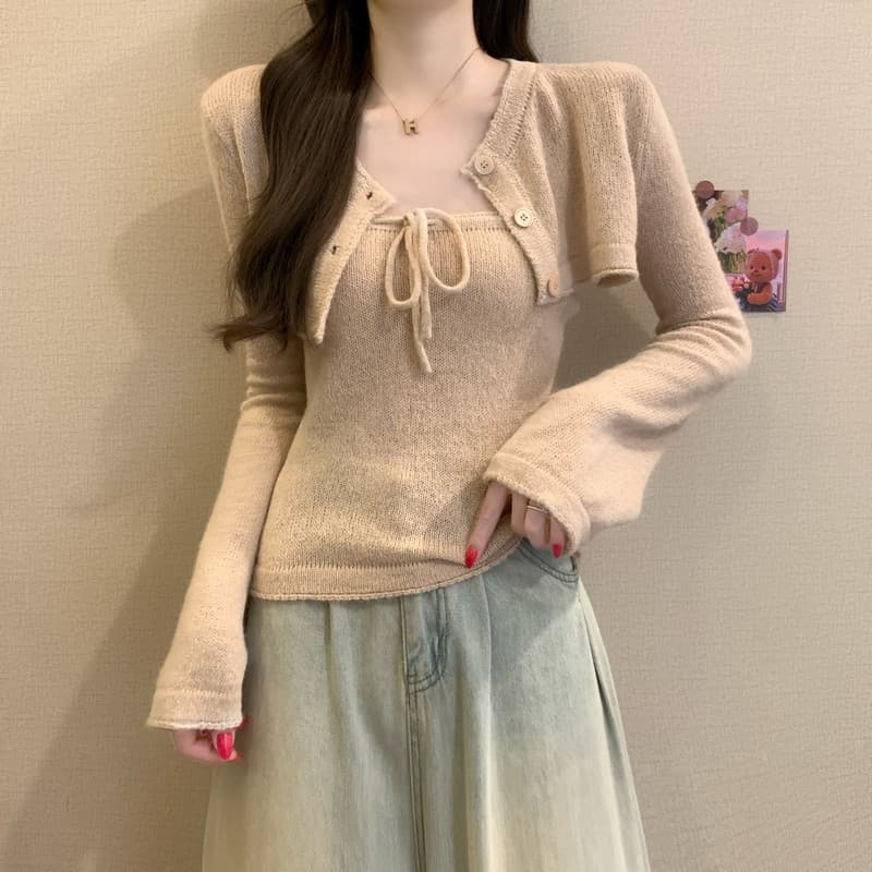 실사 정가 이른 가을 새로운 한국 스타일 라운드 넥 루즈핏 단색 쇼트 스타일 니트 오픈 가디건 캐미솔 세트 상세 이미지 12