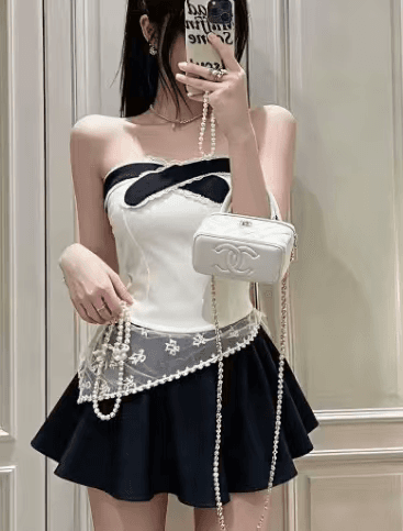 작은 샤넬 스타일 세트 패션 달콤함 순수한 욕망 바람 품격 슬림해 보이는 배색 튜브탑 조끼 미니 스커트 스카프 3종 세트 상세 이미지 3
