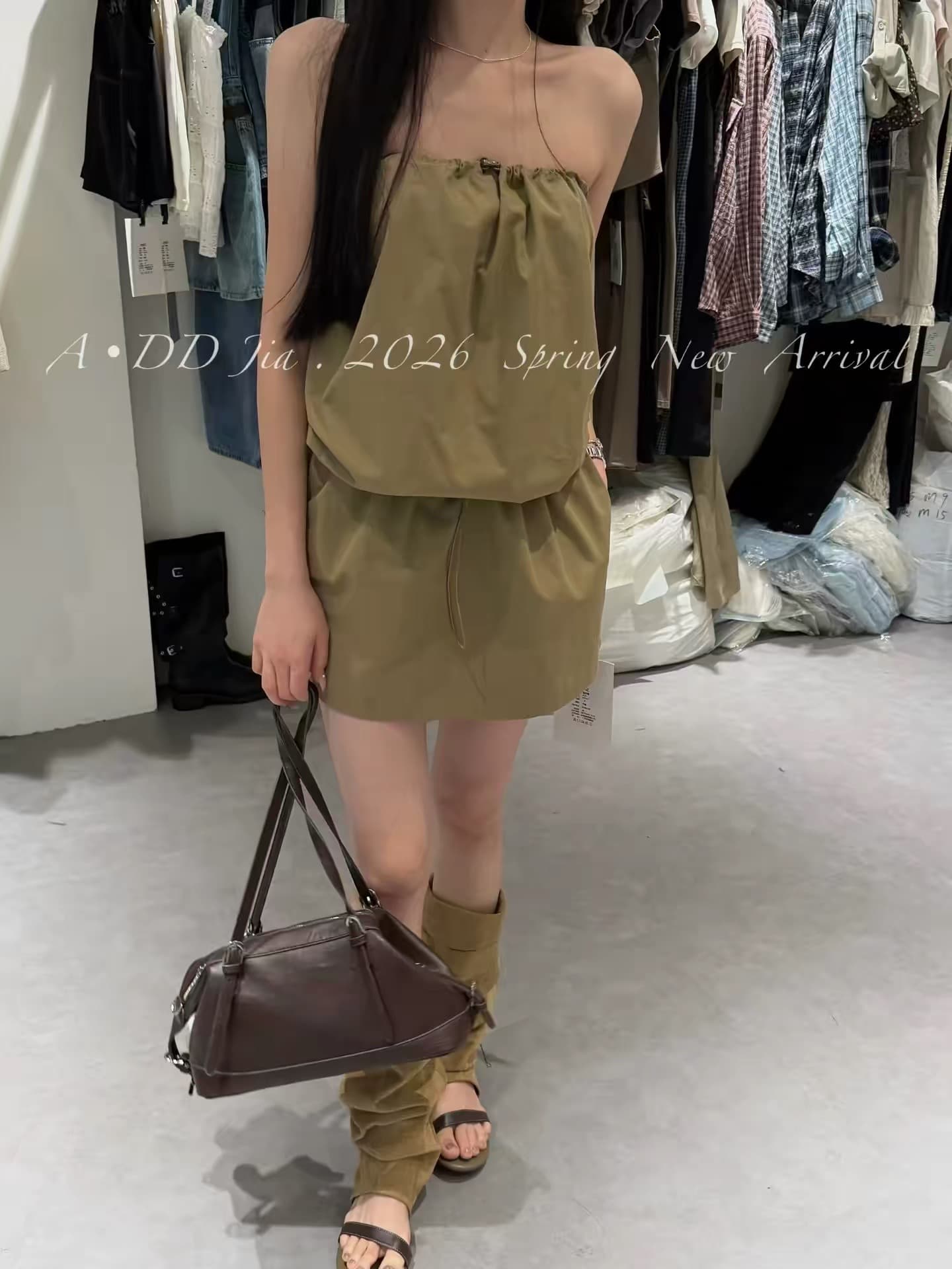 add 핫걸 미니 스커트 2026 여름 새로운 한 부서 다용도 슬림해 보이는 워크웨어 바람 디자인 센스 튜브탑 여성 드레스 상세 이미지 1