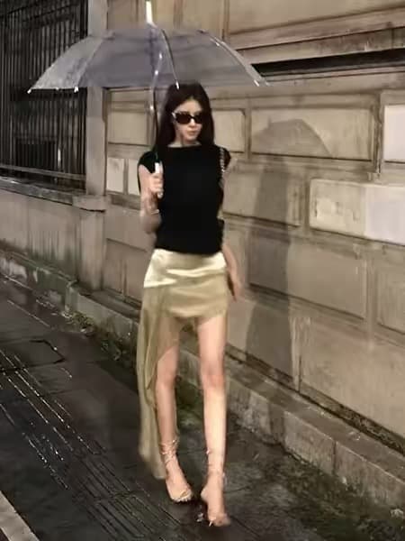 pz 블랙 골드 공단 그림자 비싼 센스 부자 소녀 100 라이 경기 서울 백리스 v 단어 맨위 리본 반신 치마 세트