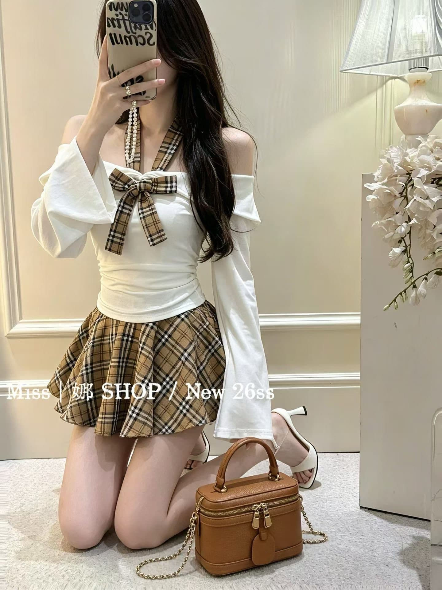 오프숄더 나팔 소매 나만의 것을 가져와 라. 부드러운 필터 체크무늬 행침 목 나비 매듭 케이크 미니 스커트 한 부서 여고생 상세 이미지 1