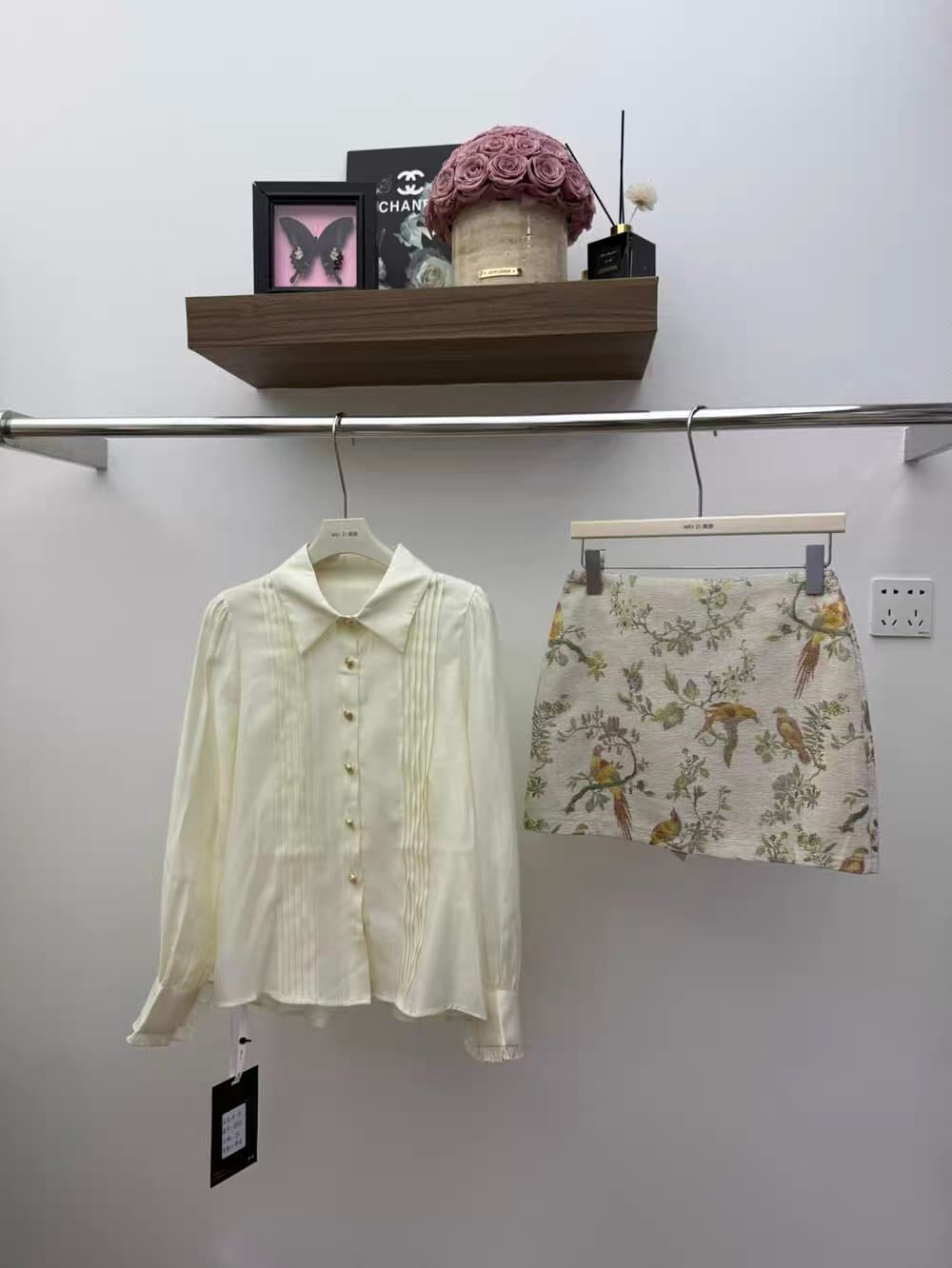 명문 여성 천 금빛 바람 루즈핏 셔츠 레트로 새와 꽃 패턴 하이웨이스트 한 마디 치마 세트 상세 이미지 5