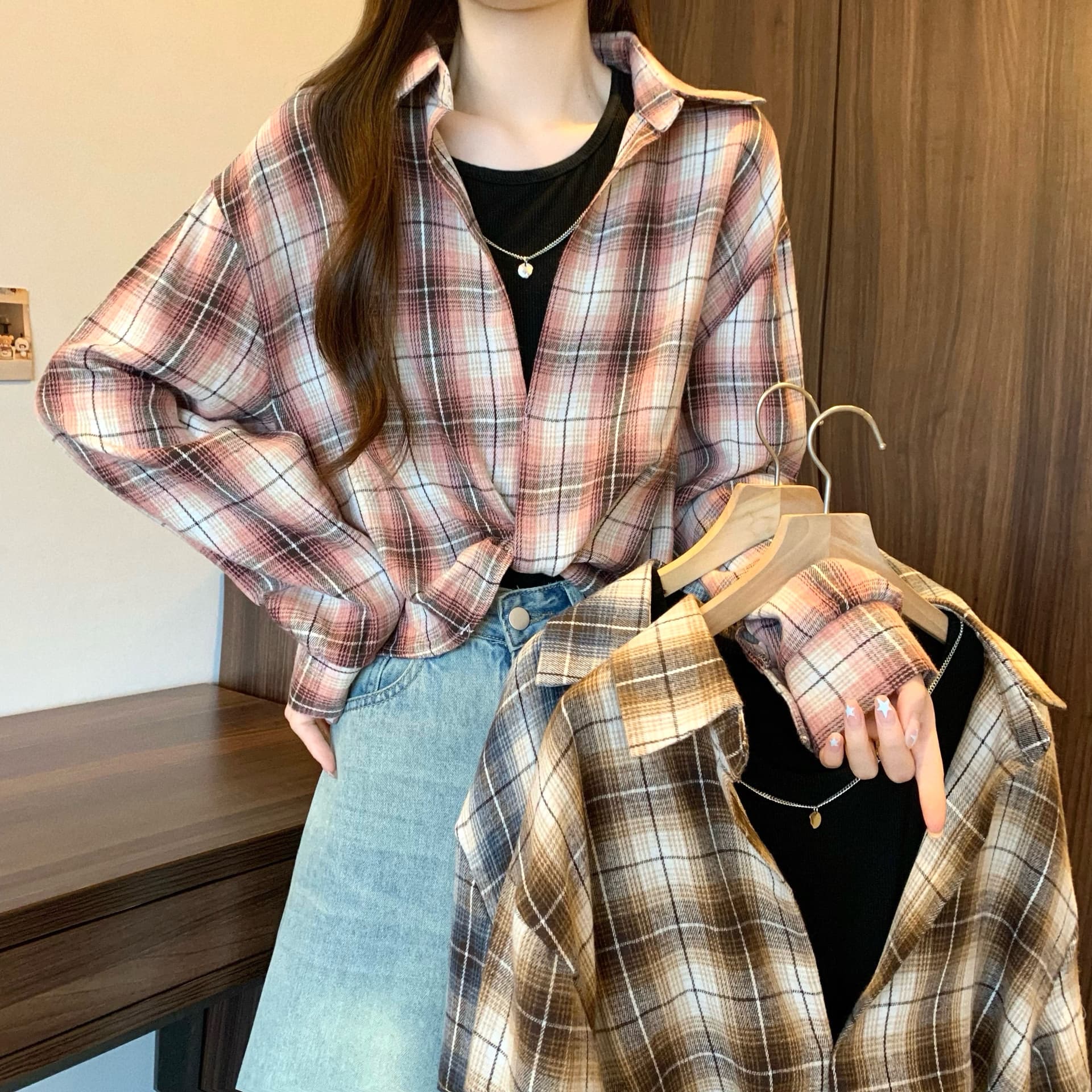 실사 정가 새 버전 한 바람 디자인 센스 터틀넥 체크무늬 긴팔 셔츠 인사이드 가져 가라. 조끼 슬립 세트