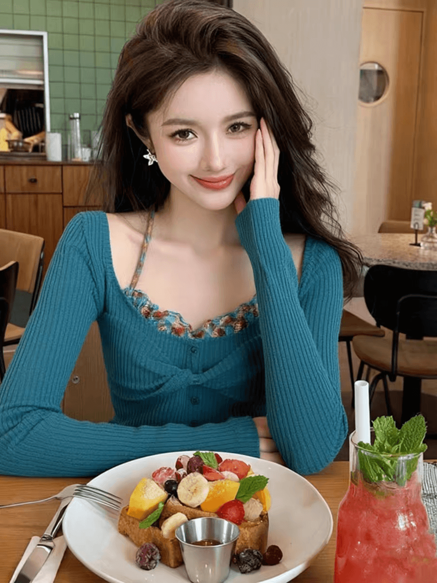 2026 가을 새로운 긴팔 오리지널 기본 셔츠 배색 페이크 레이어드 몸매 가꾸기 비틀림 행침 목 티셔츠 여성 이미지 3