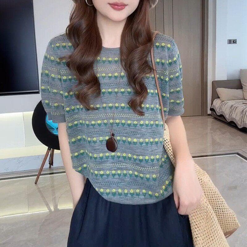 2026 년 여름 새로운 여성 회색 노란 꽃 홀로우 아웃 반팔 루즈핏 티셔츠 디자인 센스 캐주얼 다용도 맨위 상세 이미지 13