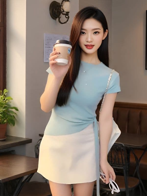 작은 대중 디자인 센스 패션 라운드 넥 긍정적 인 어깨 불규칙 스트랩 티셔츠 여성 2026 여름 허리 수축 다용도 맨위 여성 상세 이미지 9