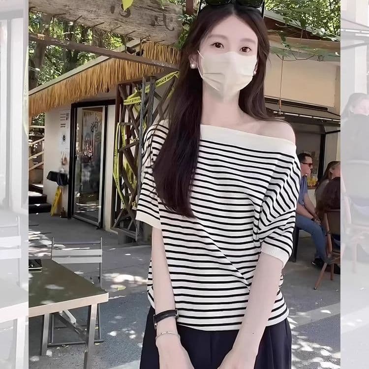 한 부서 오프숄더 맨위 디자인 센스 여성 반팔 티셔츠 여름 스트라이프 얼음 실크 니트 스웨터 연령 감소 맨위 여성 이미지 4