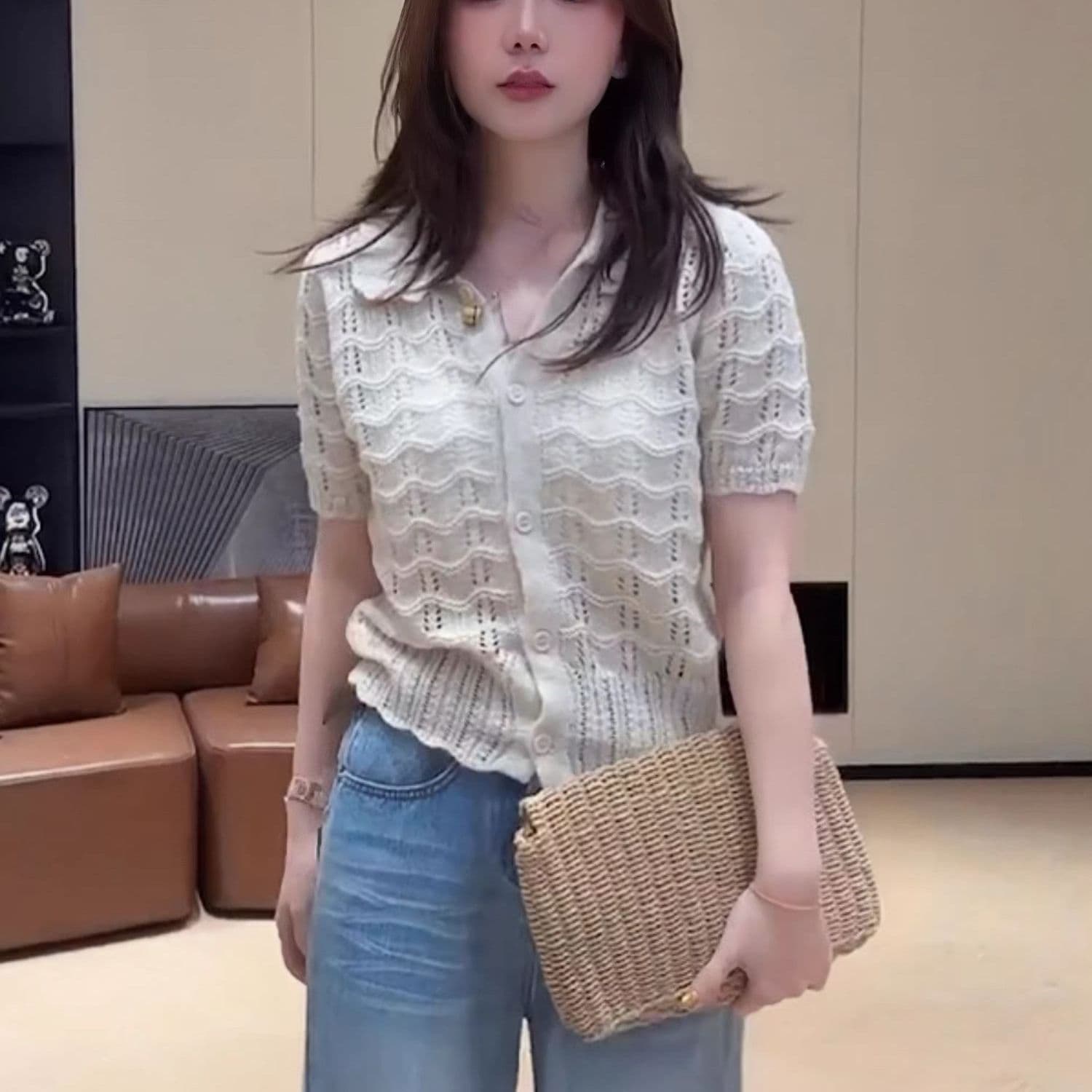 한 부서 패션 홀로우 아웃 POLO 칼라 반팔 니트 티셔츠 여성 여름 작은 샤넬 스타일 싱글 줄 버튼 다용도 슬림해 보이는 맨위 상세 이미지 1