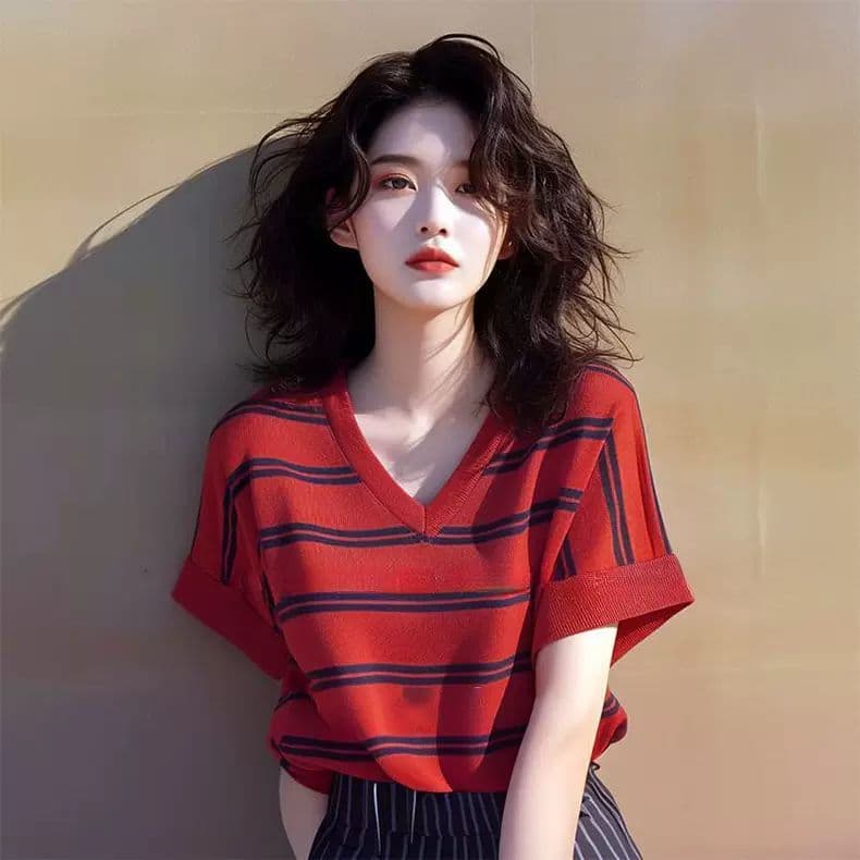 여름 한 부서 chic 외국 가스 연령 감소 고유 한 Chic 아름다운 맨위 도파민 니트 빨간색 스트라이프 티셔츠 여성
