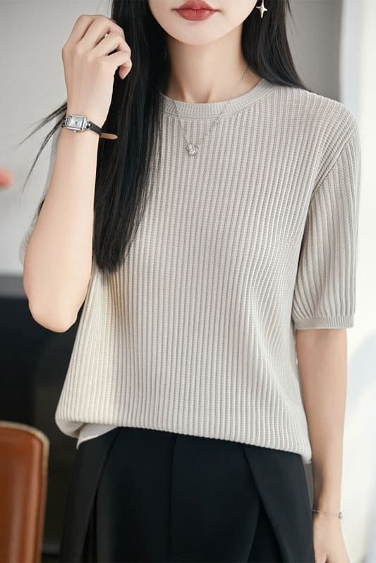 새로운 얇은 스타일 5 점 소매 꽈배기 주간 실크 니트 스웨터 여성 슬림해 보이는 품격 티셔츠 연령 감소 표지 고기 중간 소매 맨위 여성 이미지 6