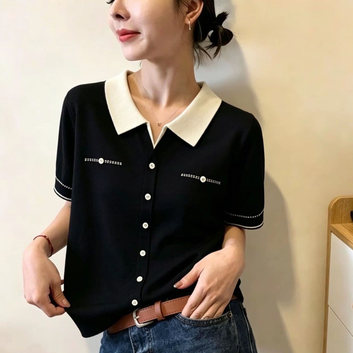 한 부서 캐주얼 POLO 칼라 디스플레이 화이트 다용도 얼음 실크 니트 스웨터 패션 배색 슬림해 보이는 연령 감소 반팔 티셔츠 맨위 이미지 3