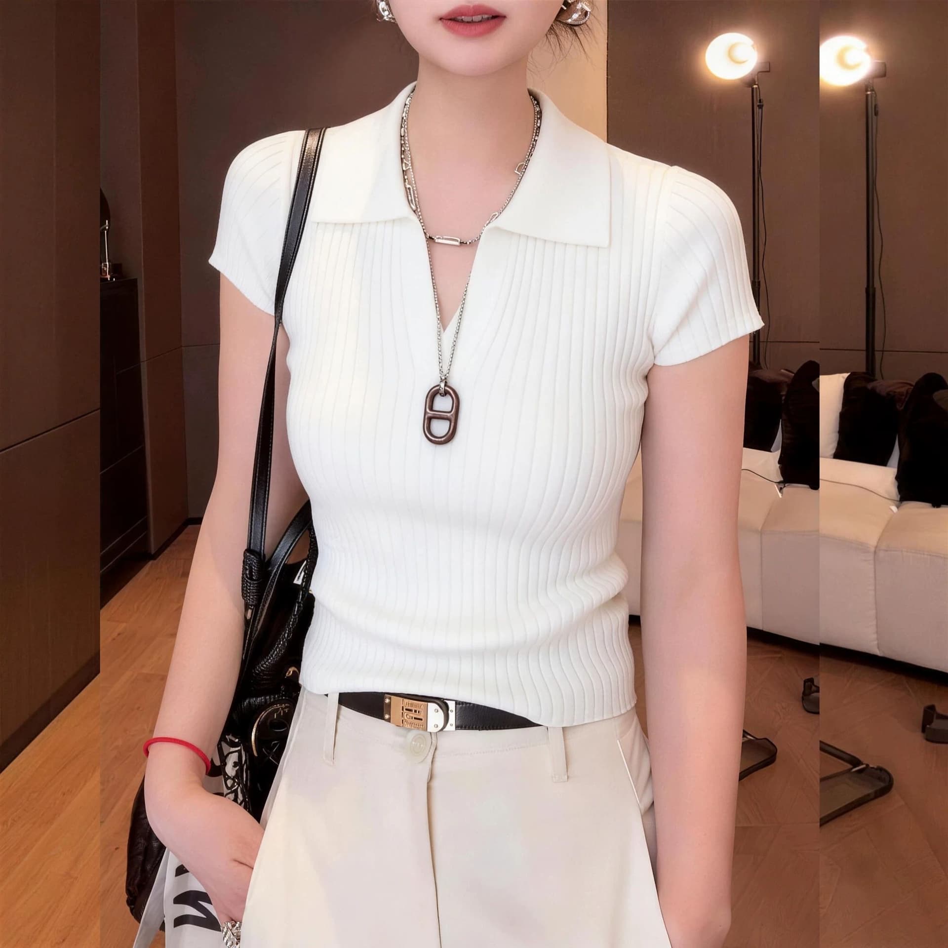 구덩이 기사 폴로 칼라 니트 반팔 티셔츠 봄 가을 여름 디자인 센스 몸매 가꾸기 슬림해 보이는 쇼트 스타일 패션 작은 대중 쇼트 스타일 맨위 상세 이미지 1