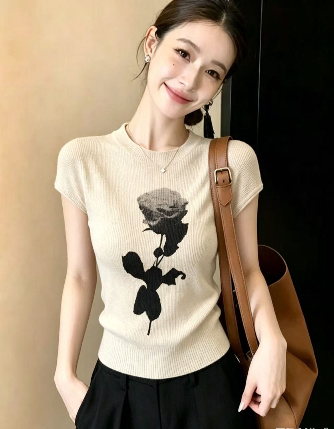 달콤한 스타일 장미 Feifei 소매 짠 셔츠 여성 여름 라운드 넥 새로운 몸매 가꾸기 다용도 고급 센스 연령 감소 맨위 여성 상세 이미지 5