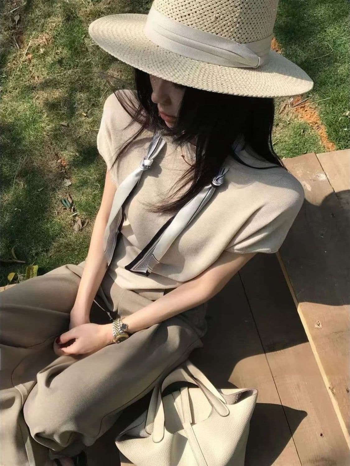 레이스업 스카프 코디 반팔 니트 스웨터 여성 봄 여름 티셔츠 새로운 한 부서 슬림해 보이는 연령 감소 캐주얼 라운드 넥 맨위 상세 이미지 14