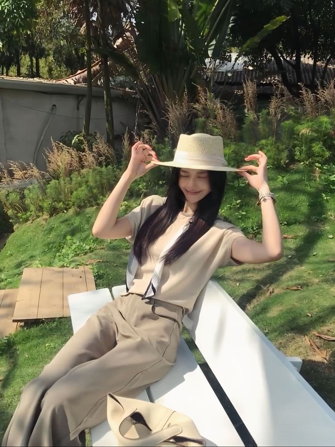 레이스업 스카프 코디 반팔 니트 스웨터 여성 봄 여름 티셔츠 새로운 한 부서 슬림해 보이는 연령 감소 캐주얼 라운드 넥 맨위 상세 이미지 17